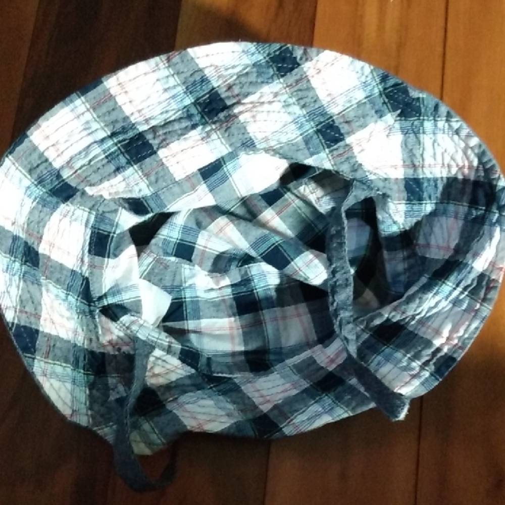2 Toddler Boys 12-18 Months Sun Hats/Bucket Hats Lot, I Play & First Impressions - Picture 12 of 12